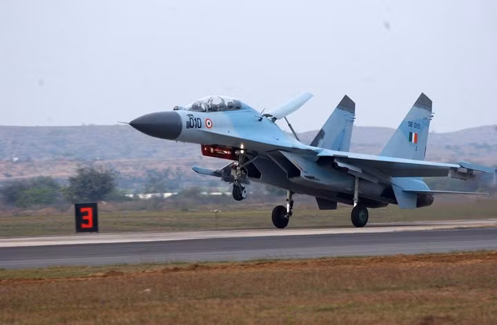 uy luc kinh hoang sieu tiem kich da nhiem su 30 cua nga