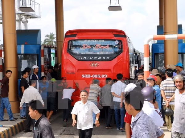 bo giao thong chap thuan mien giam gia dich vu cua 21 du an bot