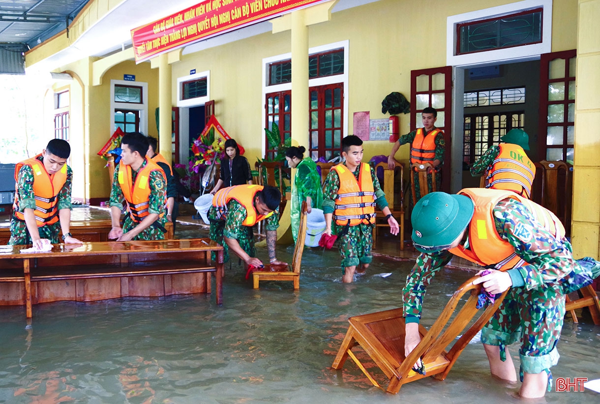 Vang mãi bài ca người lính