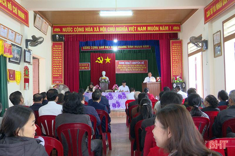 Đảng bộ thị trấn Đức Thọ lựa chọn chi bộ tổ chức sinh hoạt chuyên đề điểm