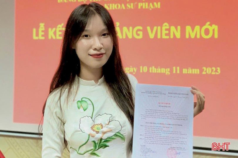 ảnh 1 -Niềm vui được đứng vào hàng ngũ của Đảng đã tạo động lực cho Ngọc Tú cố gắng hơn với mục tiêu cống hiến cho cộng đồng.jpg