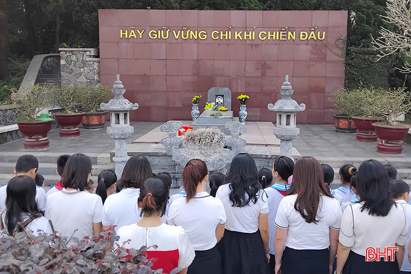 Các hoạt động về nguồn tri ân cố Tổng Bí thư và các phong trào thi đua được triển khai thường xuyên, liên tục.