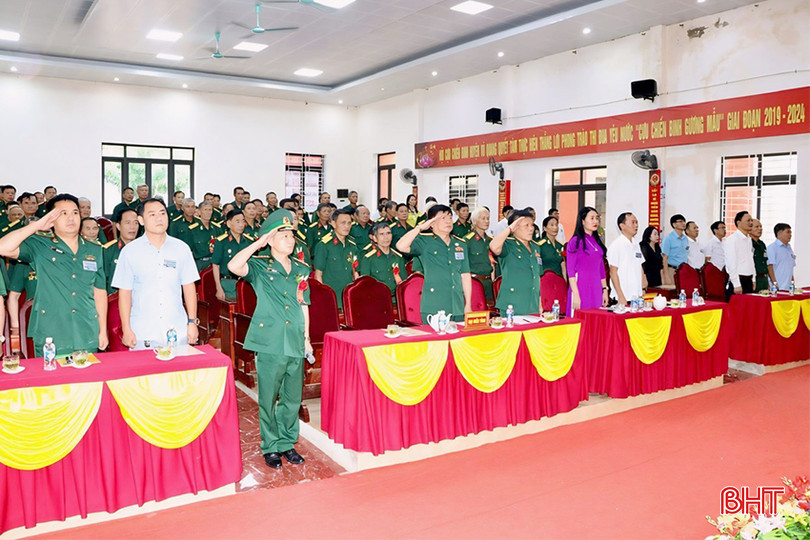 Đại biểu tham dự đại hội.