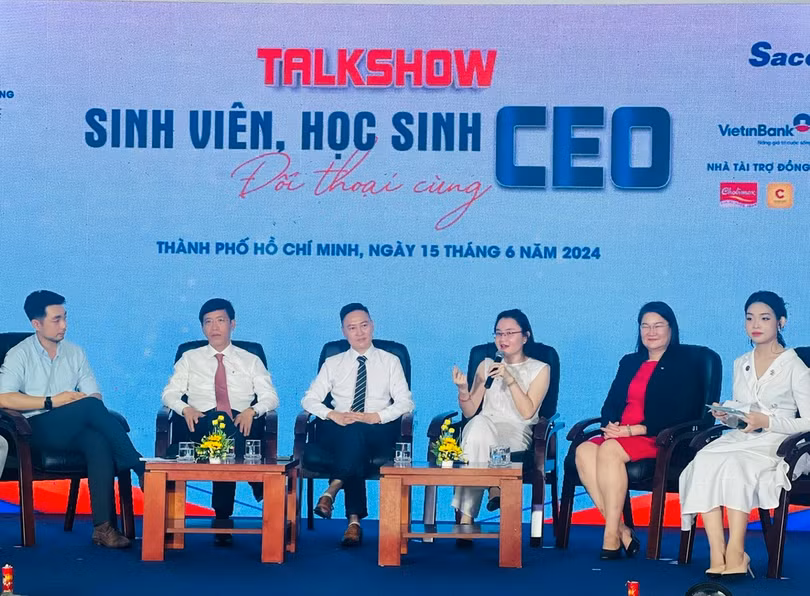 Các chuyên gia chia sẻ về lợi thế của nhân lực Gen Z (Ảnh: Hoài Nam).