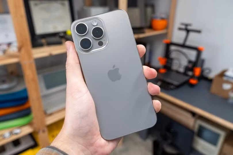 iPhone 15 Pro Max. Ảnh: 512 Pixels.
