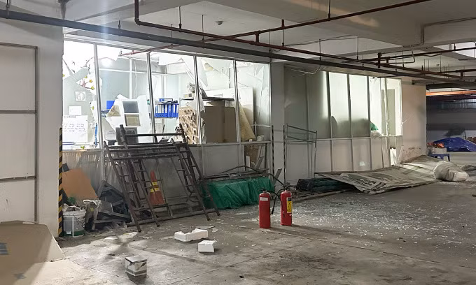 Hiện trường vụ nổ dưới hầm chung cư. Ảnh: Thái Hà
