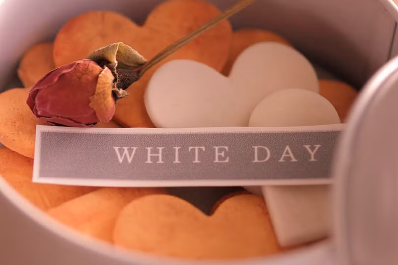 white-day-20230314144200.jpg