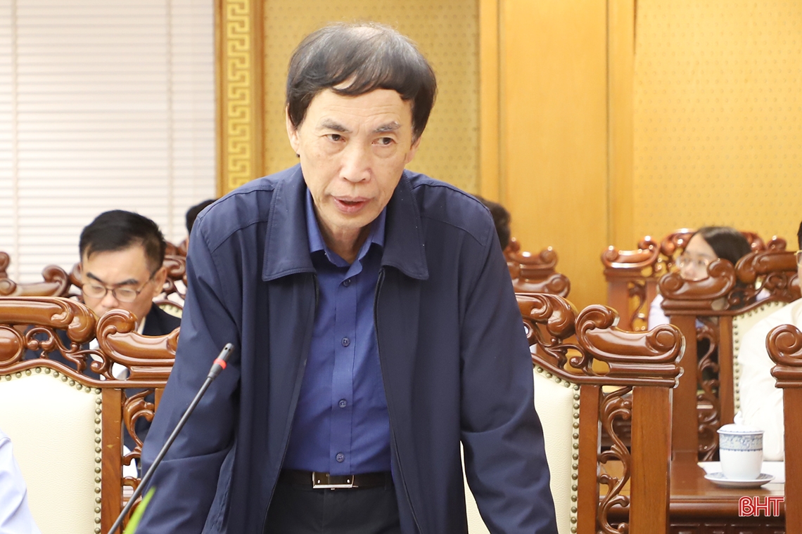 Tư vấn, bàn giải pháp đưa kinh tế Hà Tĩnh tăng trưởng và phát triển bền vững