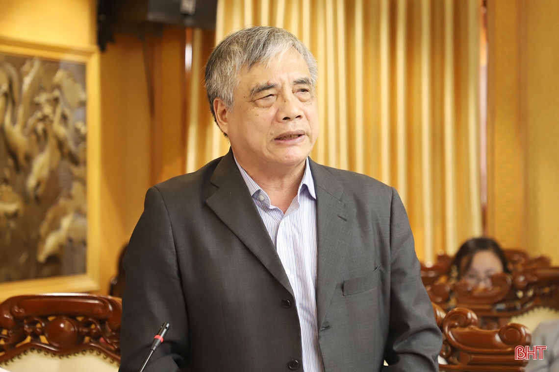 Tư vấn, bàn giải pháp đưa kinh tế Hà Tĩnh tăng trưởng và phát triển bền vững