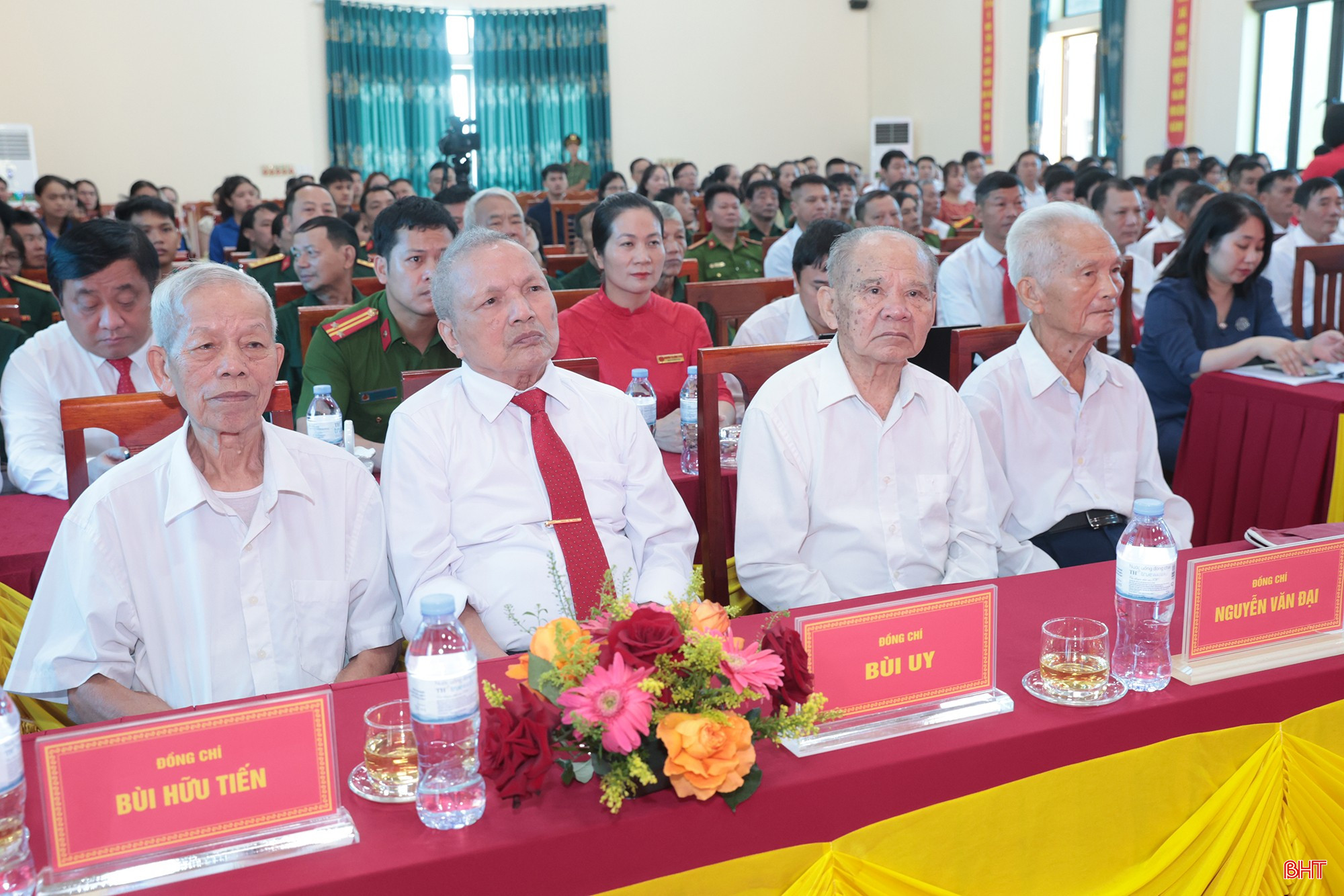 bqbht_br_huy-hieu-dang-12a.jpg