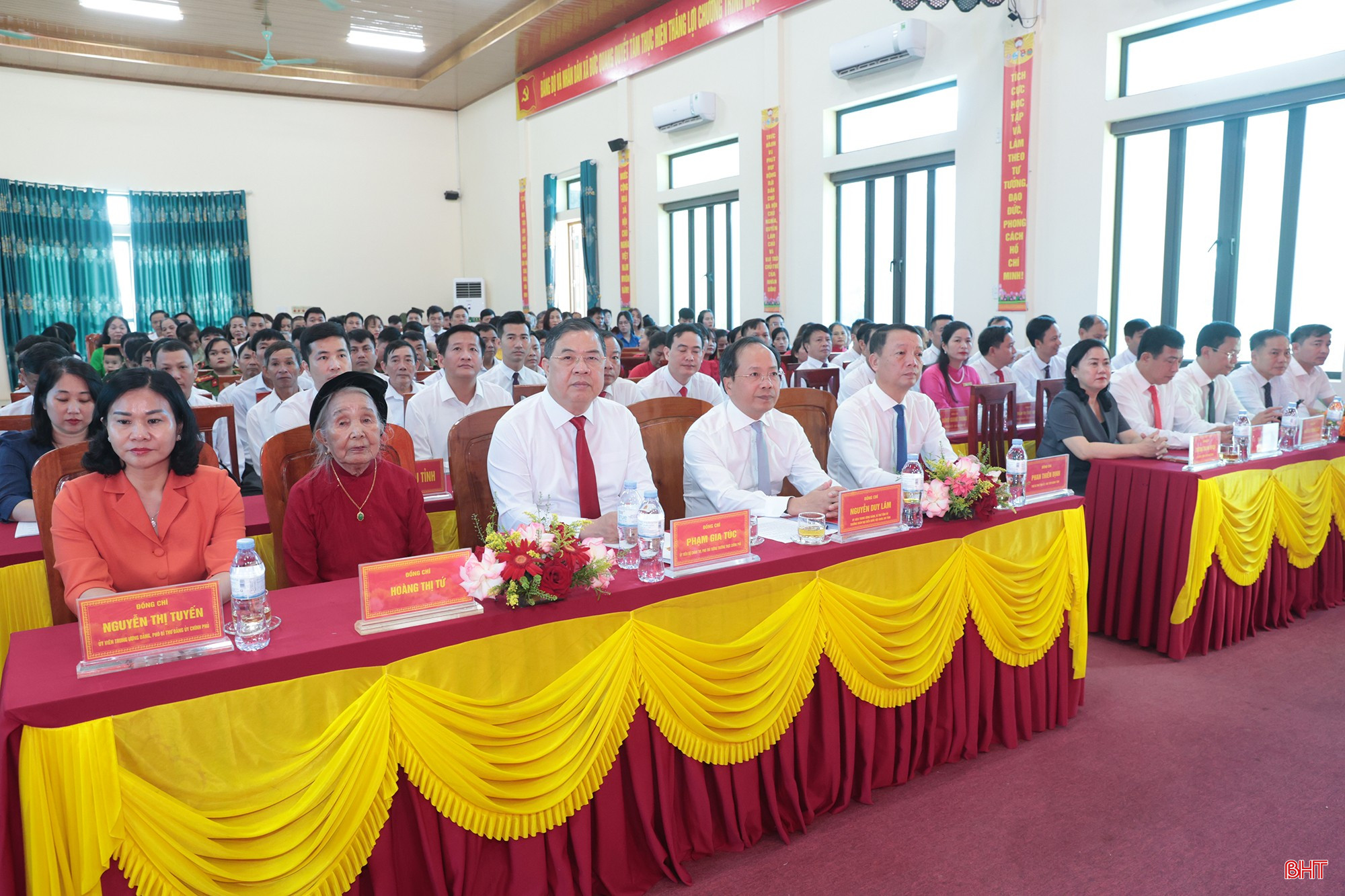 bqbht_br_huy-hieu-dang-12.jpg