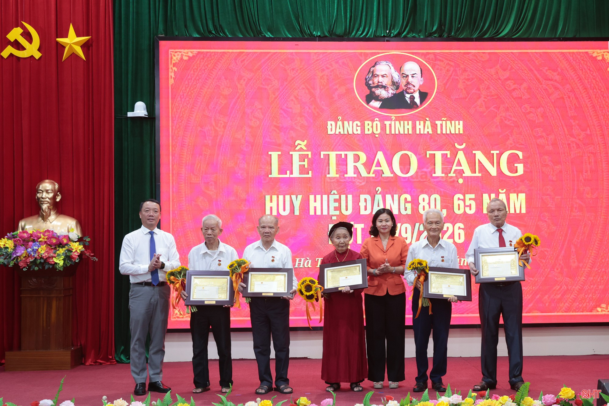 bqbht_br_huy-hieu-dang-15a.jpg