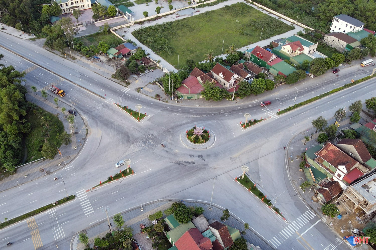 bqbht_br_quoc-lo-1-xuong-cap-hong-linh-4v.jpg