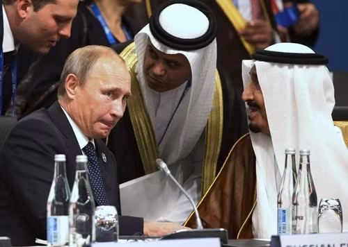 Tổng thống Nga Vladimir Putin và hoàng tử Ảrập - Salman bin Abdulaziz Al Saud. Ảnh: Reuters Tổng thống Nga Vladimir Putin và hoàng tử Ảrập - Salman bin Abdulaziz Al Saud. Ảnh: Reuters
