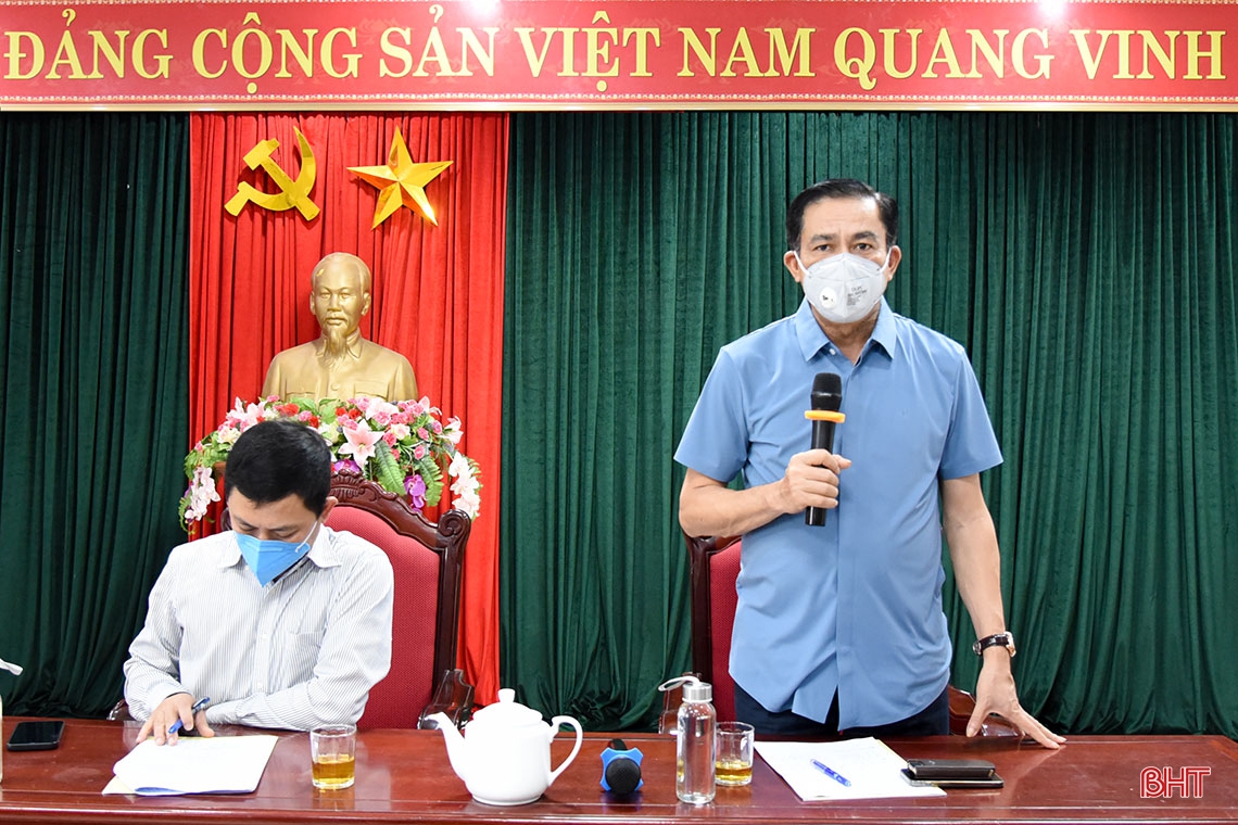 Thiết lập vùng cách ly y tế toàn xã Thạch Kim và thị trấn Lộc Hà từ 12 giờ trưa nay