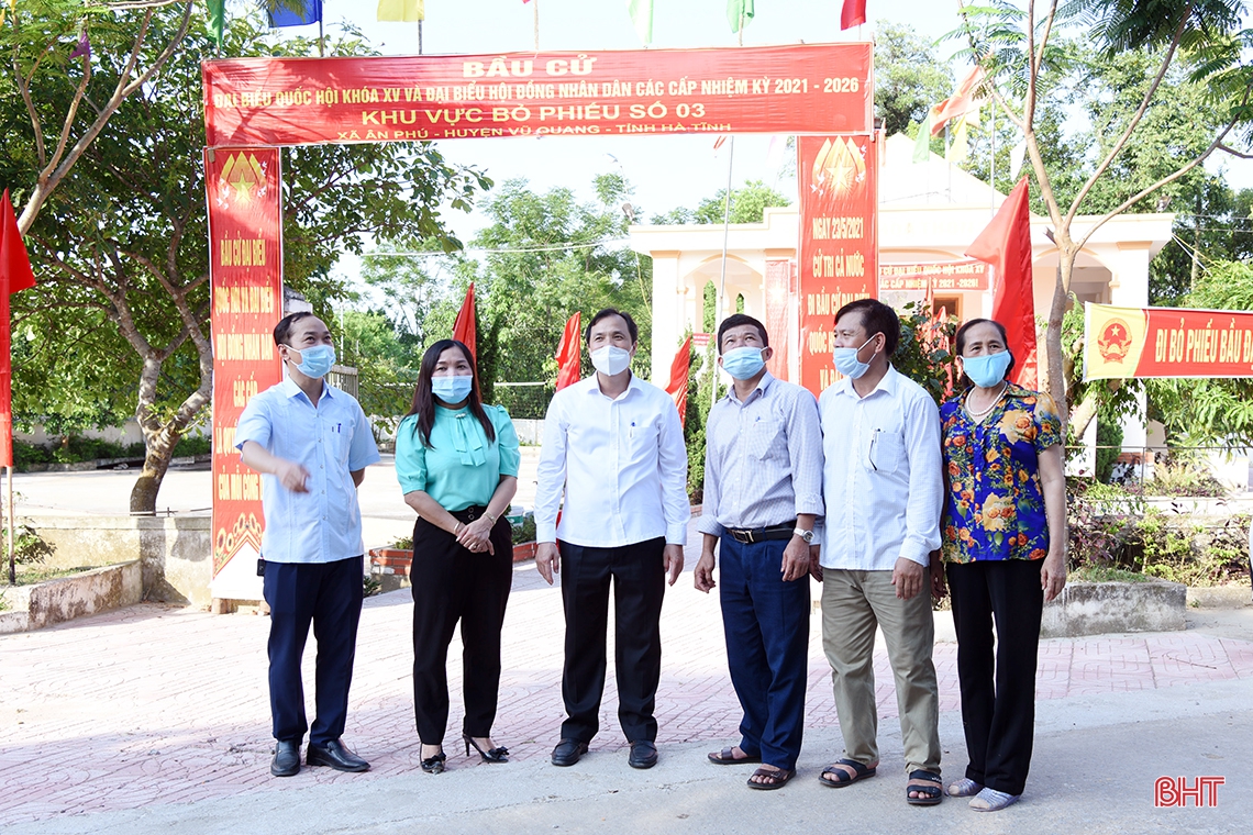 Thành công của cuộc bầu cử nhân lên niềm tin, tạo động lực để Hà Tĩnh đưa nghị quyết đại hội Đảng các cấp vào cuộc sống