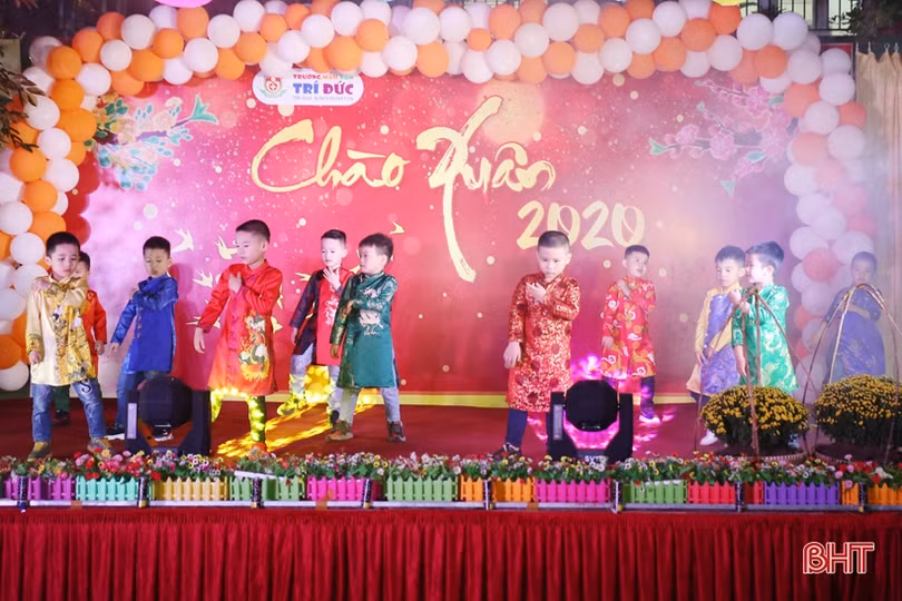 Học sinh mầm non Trí Đức vui hội chợ chào xuân 2020