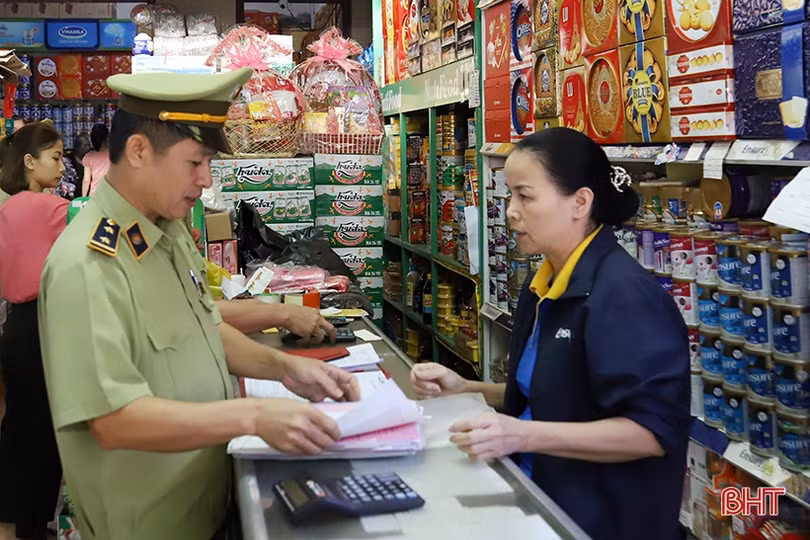 Ngăn chặn hàng lậu, hàng giả xâm nhập thị trường Hà Tĩnh dịp Tết Nguyên đán