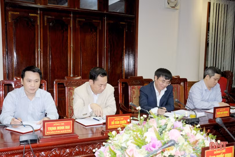 Ban Thường vụ Tỉnh ủy Hà Tĩnh hoàn thành kiểm điểm công tác lãnh đạo, chỉ đạo