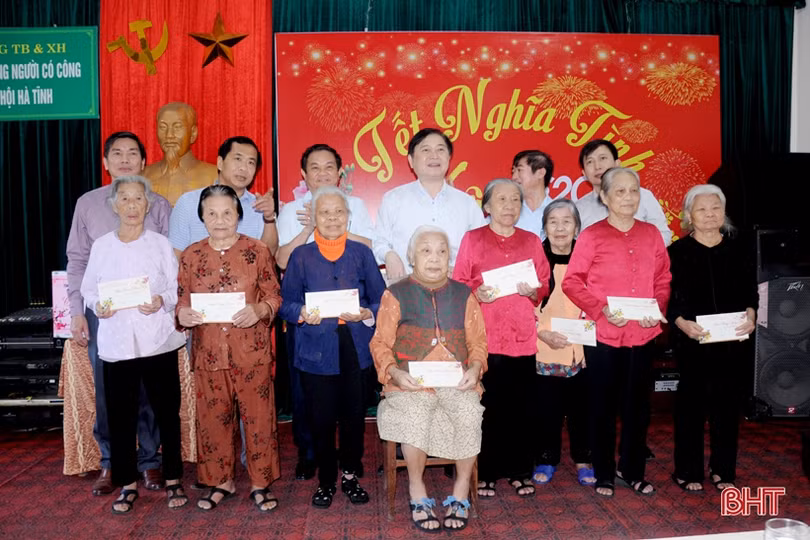 Chủ nhiệm Ủy ban KHCN&MT của Quốc hội chúc Tết người dân Hà Tĩnh