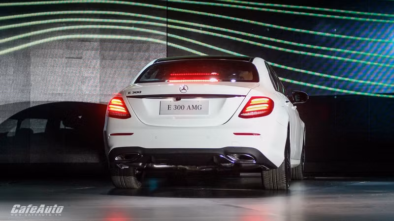 Mercedes-Benz E-Class 2017 chính thức ra mắt thị trường Việt ảnh 5 mercedes benz e class 2017 chinh thuc ra mat thi truong viet