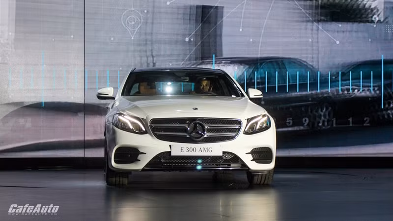Mercedes-Benz E-Class 2017 chính thức ra mắt thị trường Việt ảnh 2 mercedes benz e class 2017 chinh thuc ra mat thi truong viet