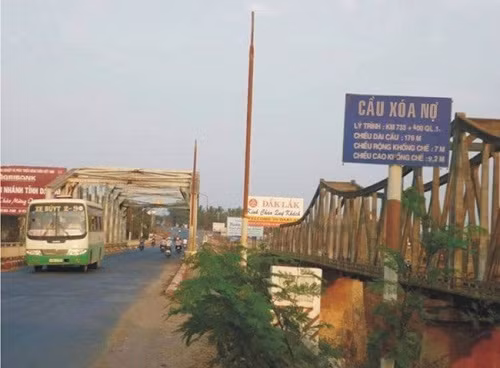 nhung ten cau doc dao nhat viet nam