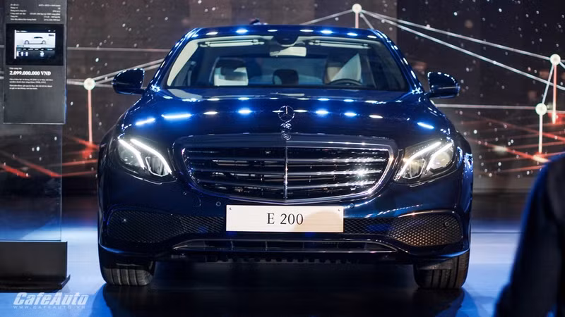 Mercedes-Benz E-Class 2017 chính thức ra mắt thị trường Việt ảnh 6 mercedes benz e class 2017 chinh thuc ra mat thi truong viet