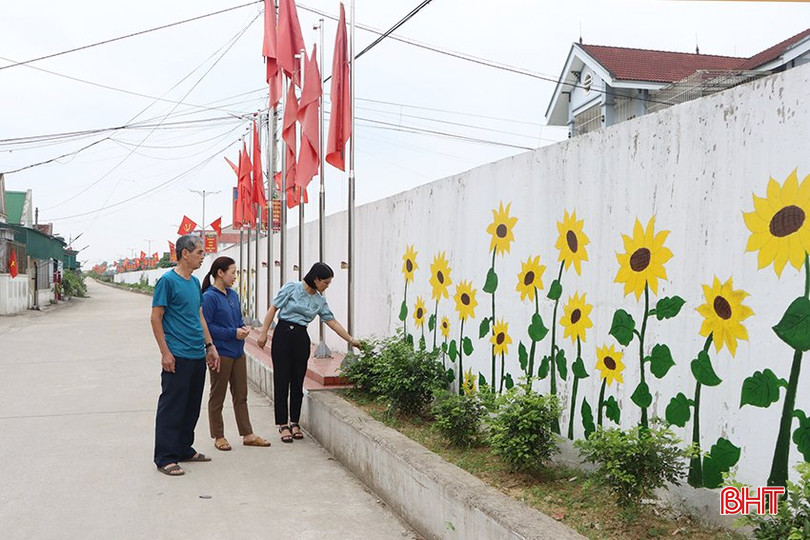 Tuyến đường đê La Giang (thị trấn Đức Thọ) được chỉnh trang sạch - đẹp.