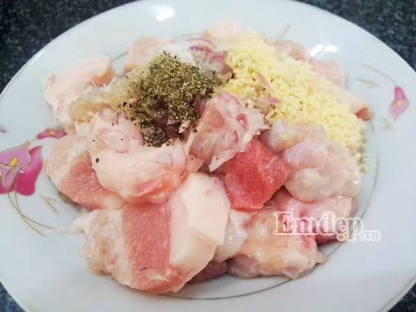 hoc ngay bi kip lam thit kho dua ngon ngot nay di ban se khong phai hoi han dau