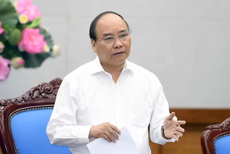 thu tuong sot ruot voi hon 5 000 giay phep con