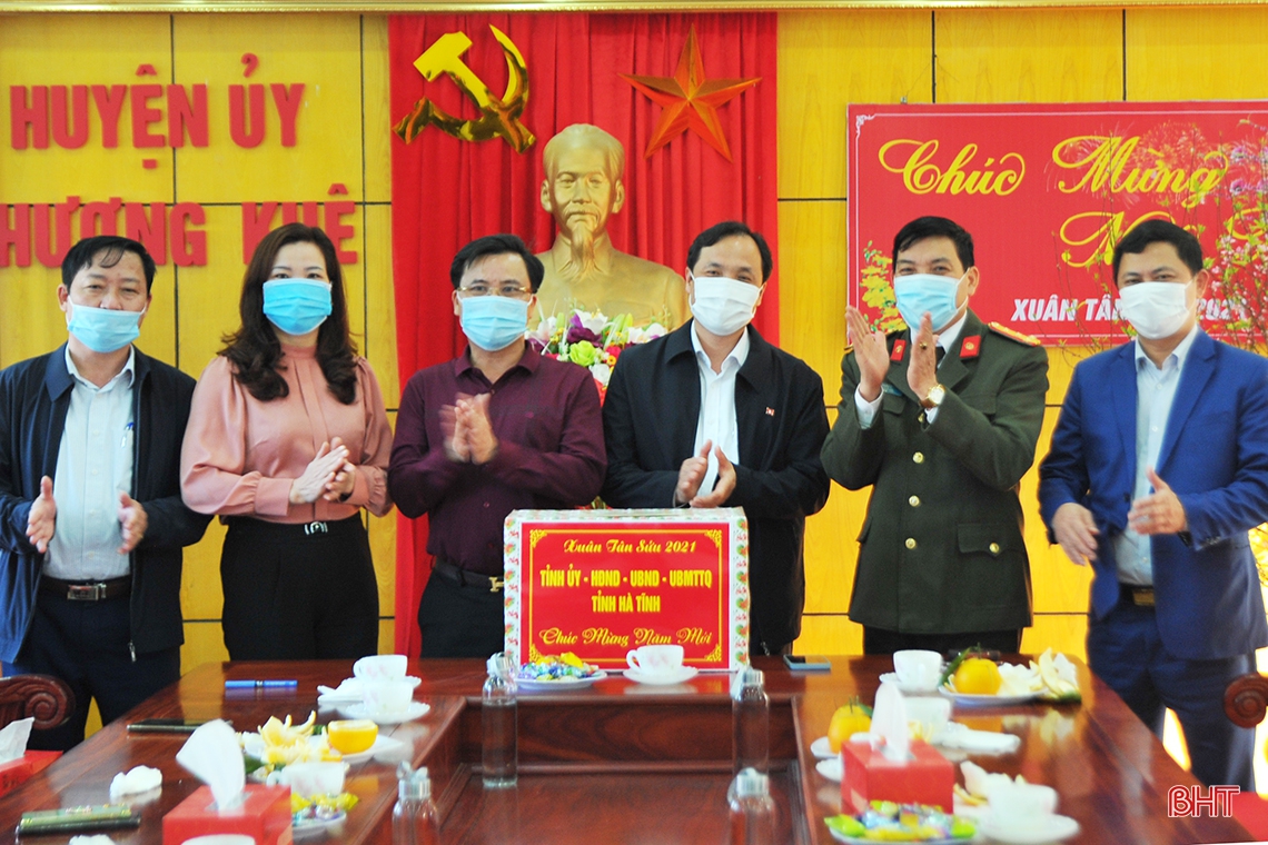 Bí thư Tỉnh ủy Hà Tĩnh: Chung tay thay đổi cuộc sống cho bà con dân tộc Chứt
