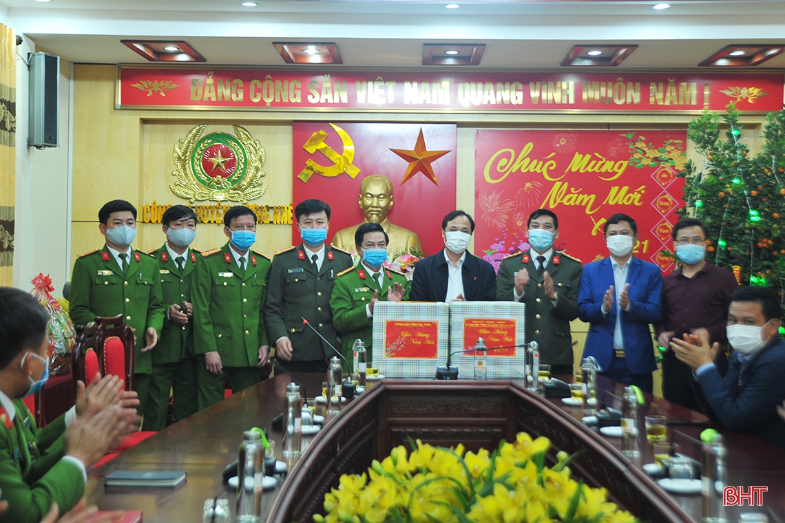 Bí thư Tỉnh ủy Hà Tĩnh: Chung tay thay đổi cuộc sống cho bà con dân tộc Chứt