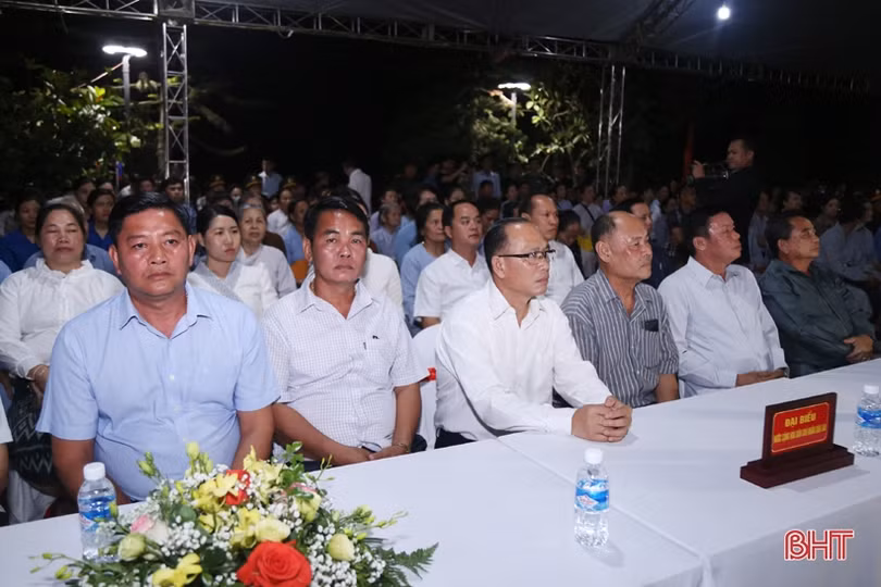 Thành kính đại lễ cầu siêu tại Nghĩa trang liệt sỹ quốc gia Nầm