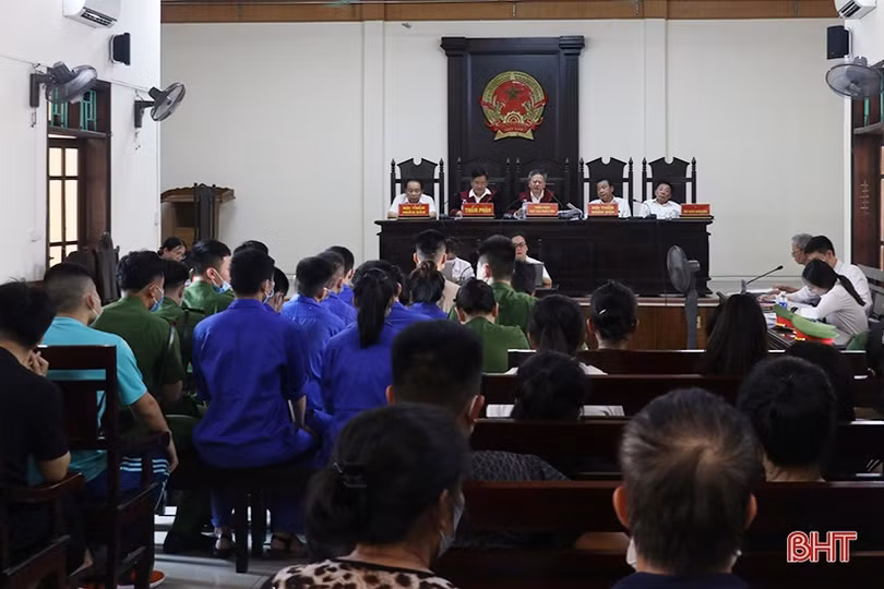 TAND Hà Tĩnh mở phiên xử Lê Bá Hải và 40 đồng phạm tội lừa đảo, rửa tiền