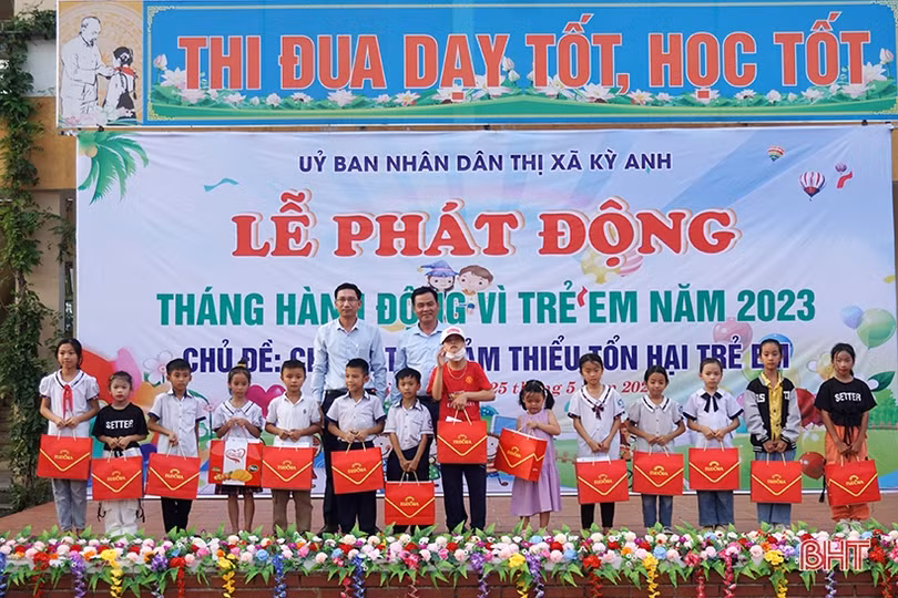 Chung tay thực hiện các hoạt động hướng về trẻ em
