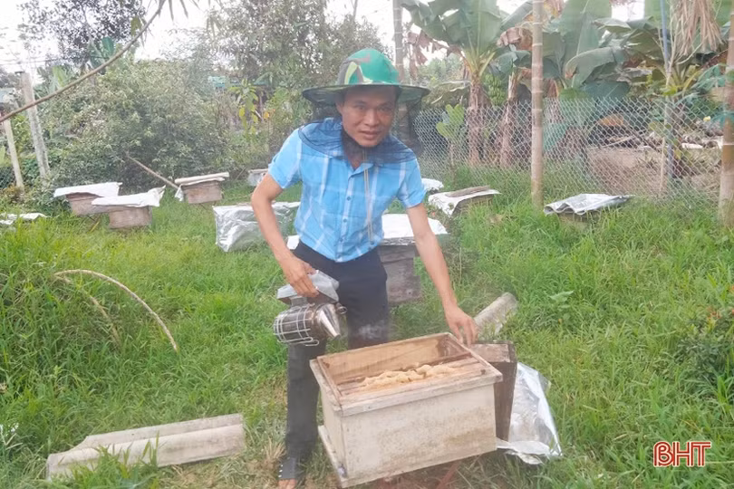 Thầy giáo “hai giỏi” trên quê hương Đại danh y Lê Hữu Trác