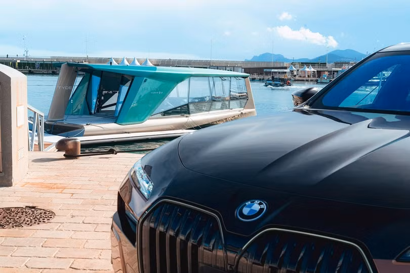 BMW trình làng du thuyền sang trọng chạy bằng pin
