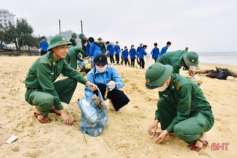 Tuổi trẻ Hà Tĩnh triển khai các hoạt động quảng bá du lịch biển