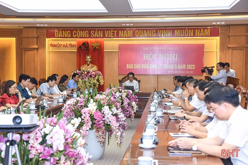 Tập trung tuyên truyền nâng cao trách nhiệm của cán bộ, đảng viên, Nhân dân trong thực hiện nhiệm vụ chính trị