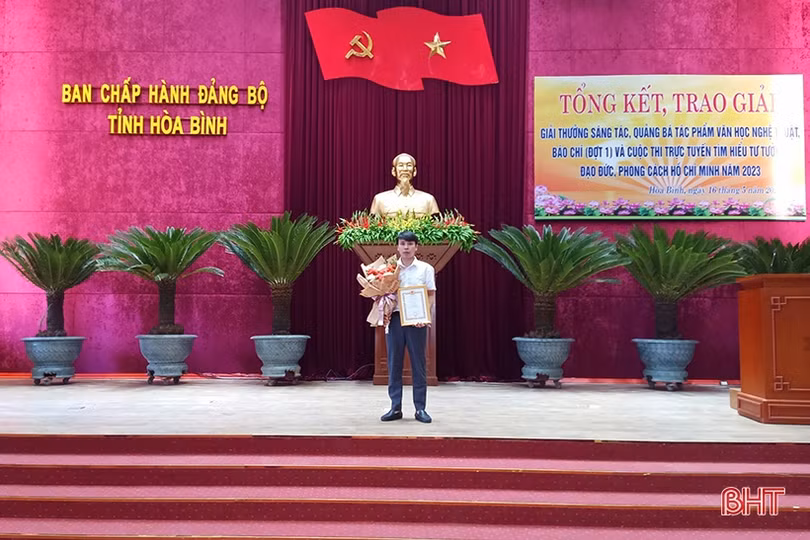 Người cán bộ ngành y có “duyên” với giải thưởng