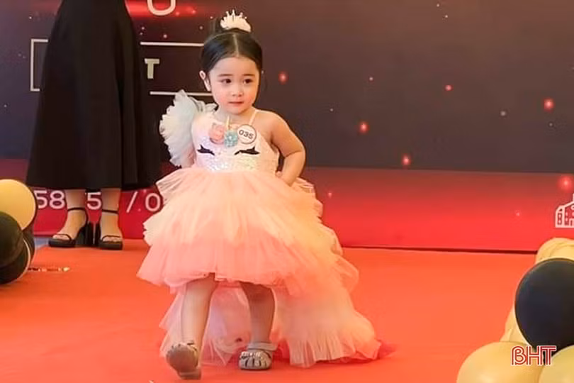 Hấp dẫn cuộc thi gương mặt tài năng nhí của học sinh iSchool Hà Tĩnh