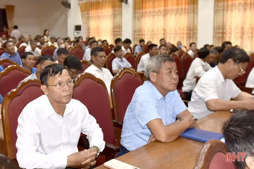 Tập huấn, hướng dẫn giải quyết chính sách cho người có công ở Can Lộc