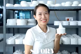 Tôi rẽ hướng nghề để làm đồ trang trí bằng xi măng