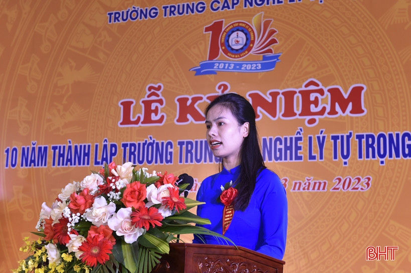 Trường Trung cấp nghề Lý Tự Trọng long trọng kỷ niệm 10 năm thành lập