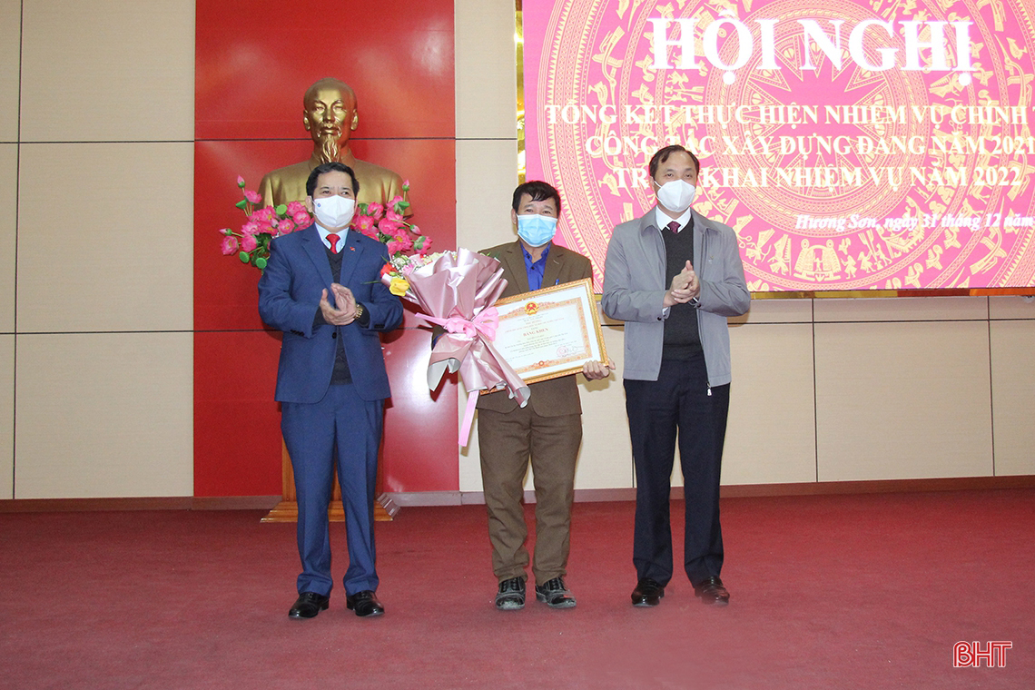 Hương Sơn cần phát huy cơ chế Đảng lãnh đạo toàn diện, chính quyền sáng tạo, quyết liệt trong điều hành