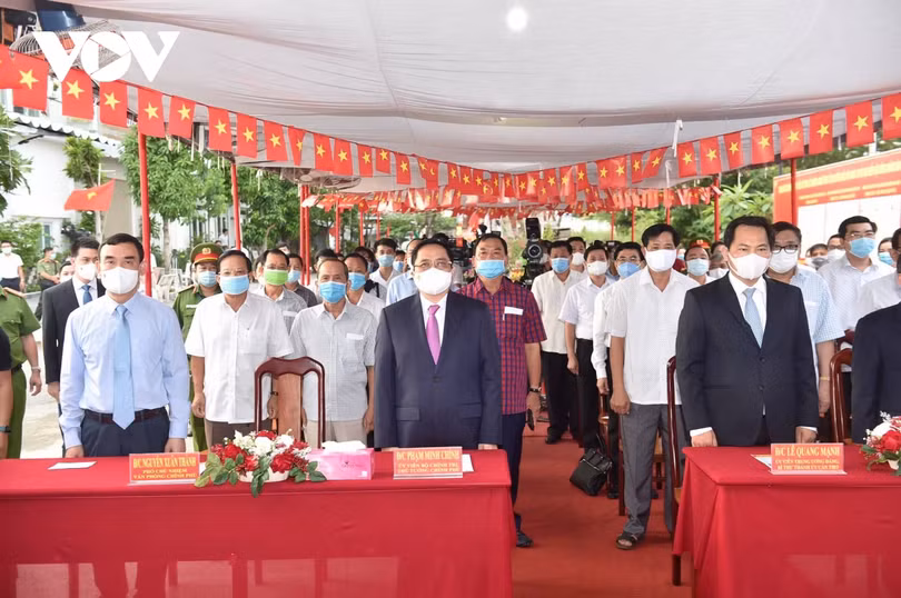 Lãnh đạo Đảng, Nhà nước thực hiện quyền bầu cử tại các thành phố lớn