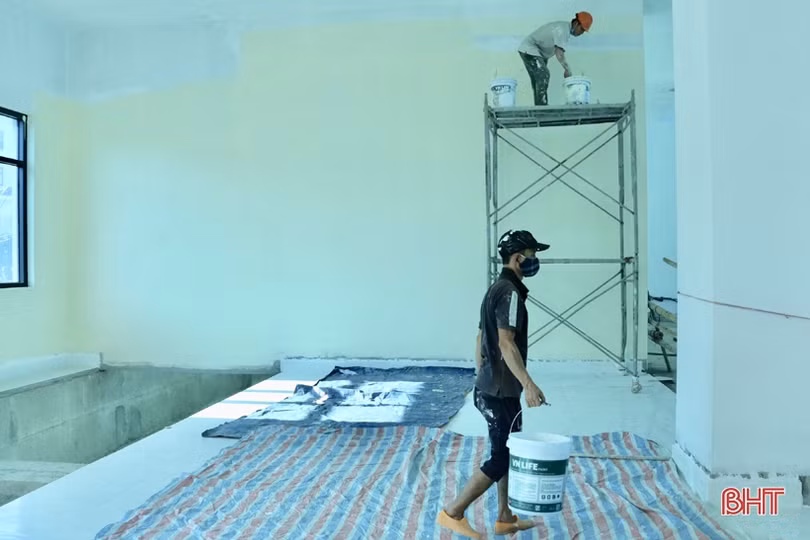 Thi đua đẩy nhanh tiến độ Nhà máy Thủy điện Ngàn Trươi chào mừng ngày hội non sông