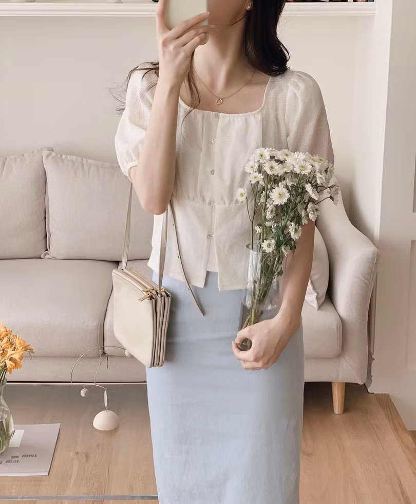 4 kiểu áo công sở đơn giản nhưng lý tưởng để mặc trong những ngày nắng nóng