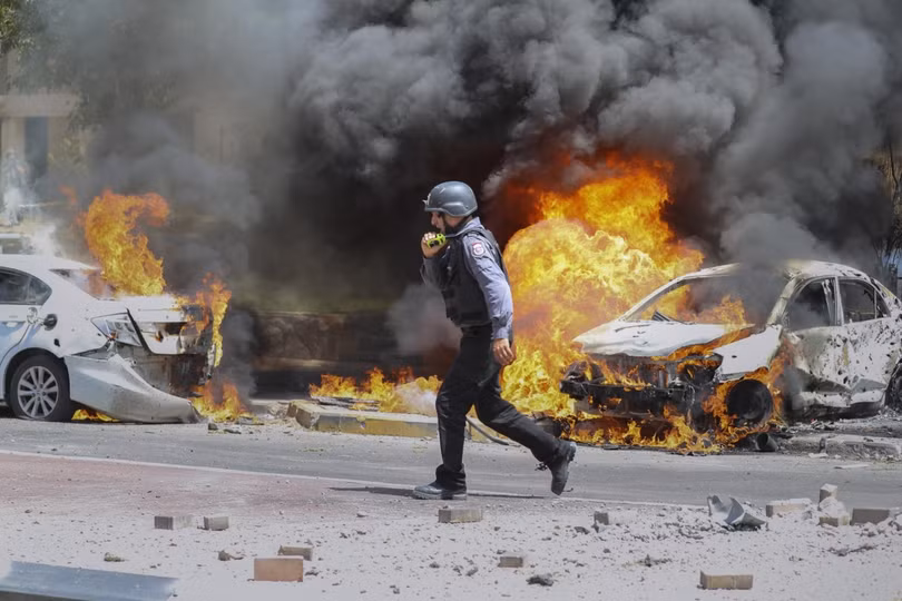 Khung cảnh tan hoang sau 1 tuần xung đột giữa Israel và Gaza